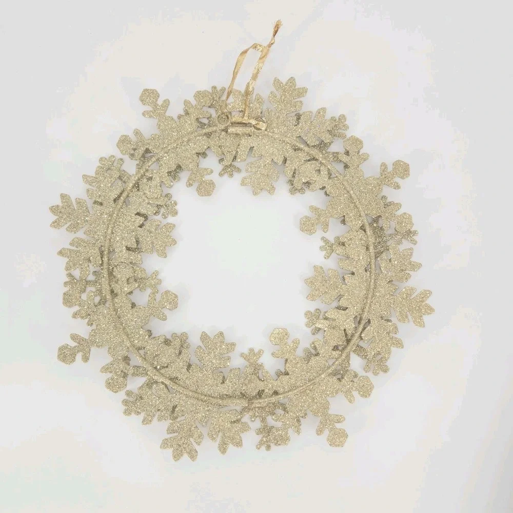 Avon 3D Glitter and Gold Holiday Wreath Gold Snowflakes 14